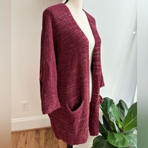 Universal Thread women’s burgandy cardigan sweater size small
